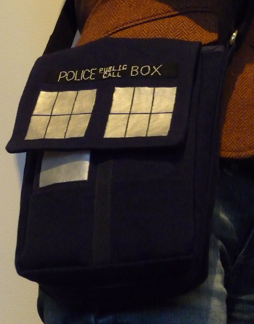 My Tardis purse all finished